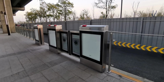Silver BRT Platform Screen Door with EN 16005 Safety Standards On-site Installation by Professionals